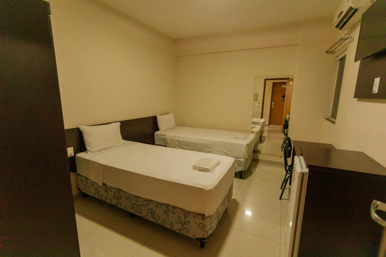 Atrium Express Hotels 帕劳阿佩巴斯 外观 照片