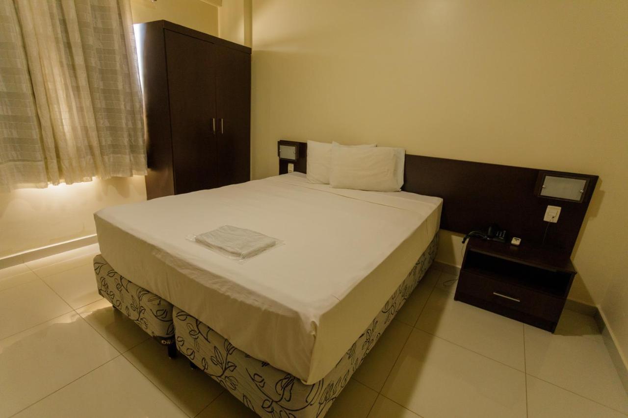 Atrium Express Hotels 帕劳阿佩巴斯 外观 照片