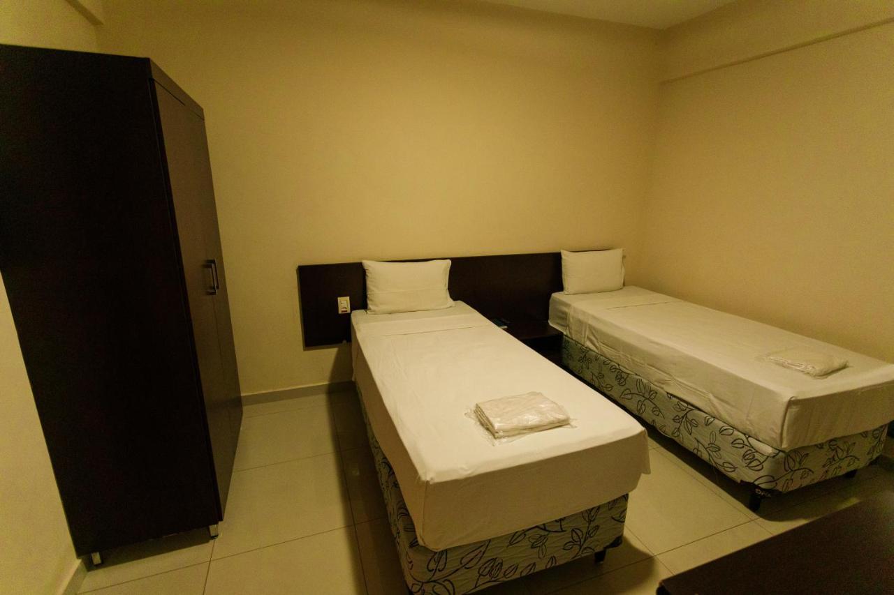 Atrium Express Hotels 帕劳阿佩巴斯 外观 照片